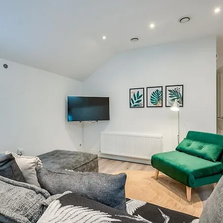 Central Belfast Apartments Queen'S Lofts Room photo